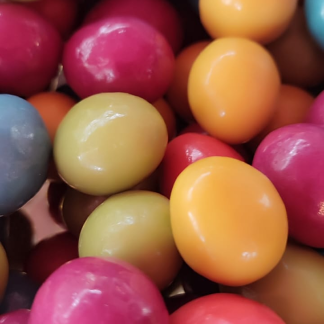 Oeufs nougatine multicolores